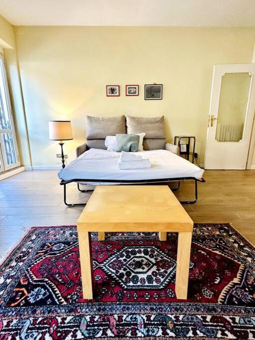 Hostme Piazza Di Spagna Apartament Apartment Rome Exterior photo