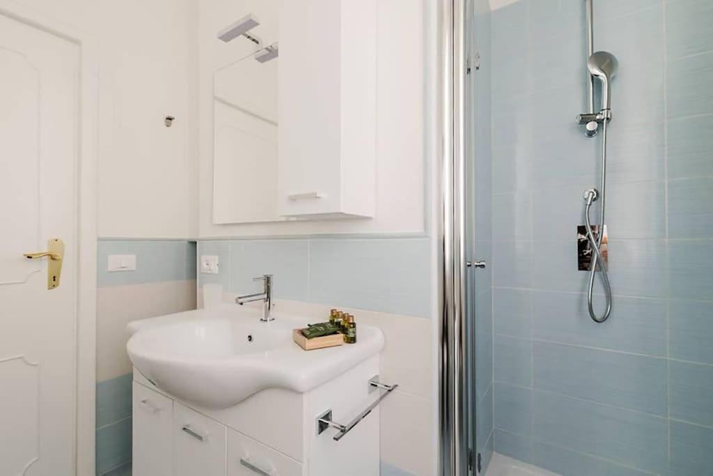 Hostme Piazza Di Spagna Apartament Apartment Rome Exterior photo